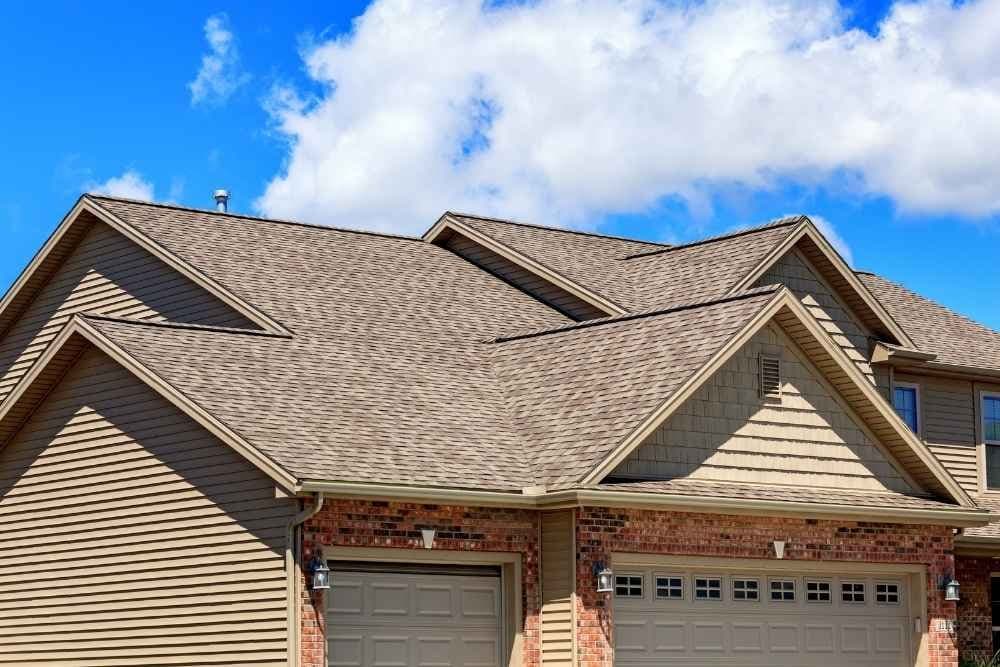 Asphalt Shingles vs. Metal Roofing: Which Will Save You More in the Long Run?